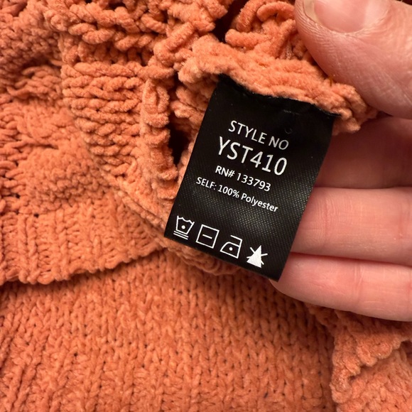Women’s POL Boutique Terracotta Knit Sweater with Ivory Accents, NWOT, Large - Picture 5 of 8